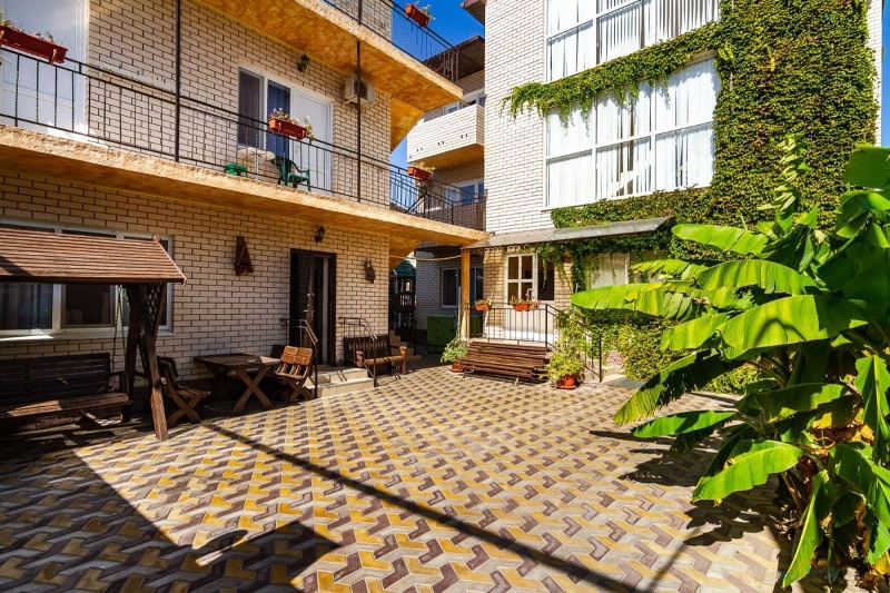 "Дом у моря" (Villa Costa) гостевой дом в Джемете "Дом у моря" (Villa Costa) гостевой дом в Джемете