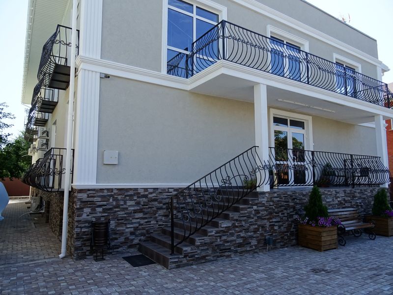 "Villa Verona" мини-гостиница в Витязево "Villa Verona" мини-гостиница в Витязево
