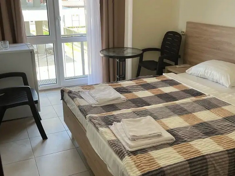 "Yanina House" гостевой дом в Джемете "Yanina House" гостевой дом в Джемете