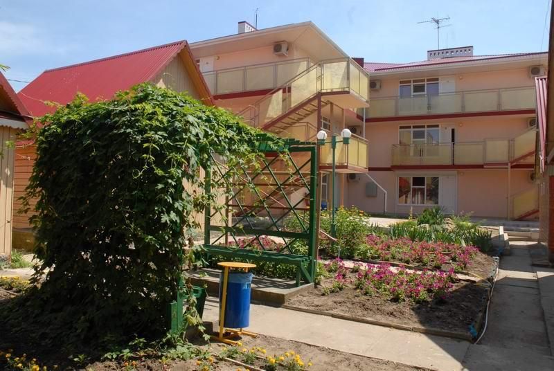 "Рассвет" база отдыха в Благовещенской "Рассвет" база отдыха в Благовещенской