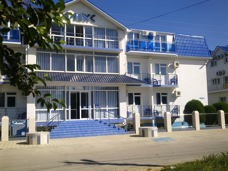 "Алекс" гостиница в Витязево "Алекс" гостиница в Витязево